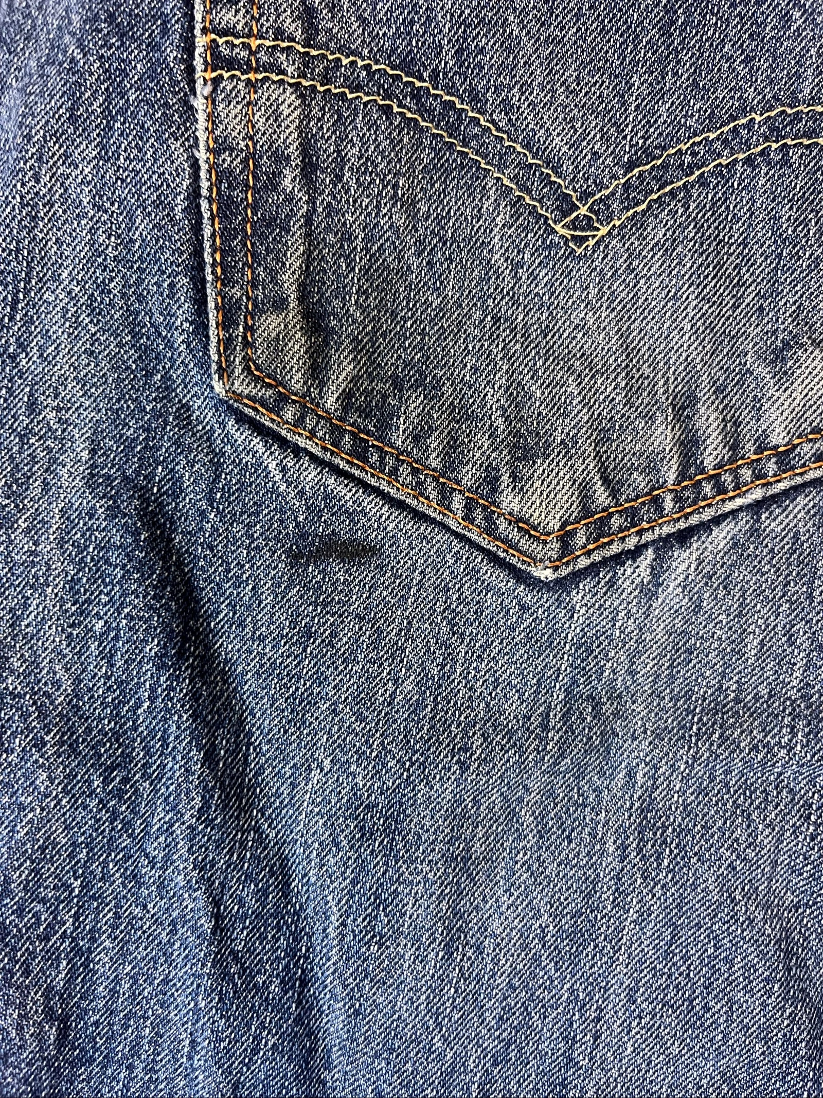 501 blauwe medium rechte snit lichtgevende natuurlijke spijkerbroek - Levi's Strauss & Co - maat 34/30 - goede staat – photo 10